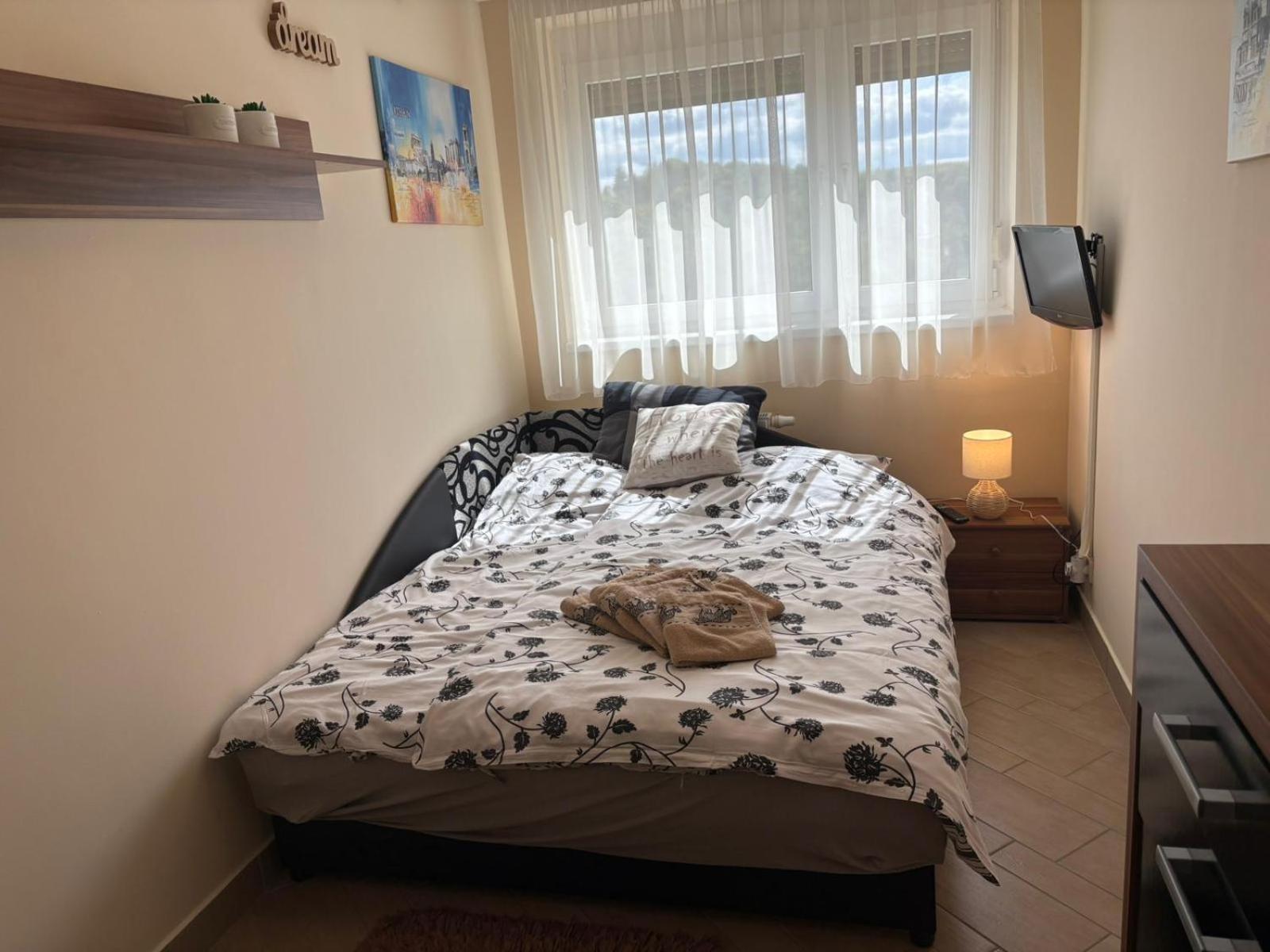 Rozsa Voelgy Apartman Eger Zewnętrze zdjęcie
