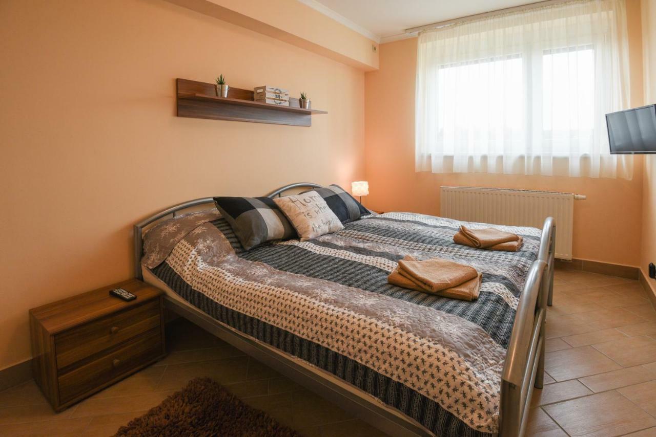 Rozsa Voelgy Apartman Eger Zewnętrze zdjęcie