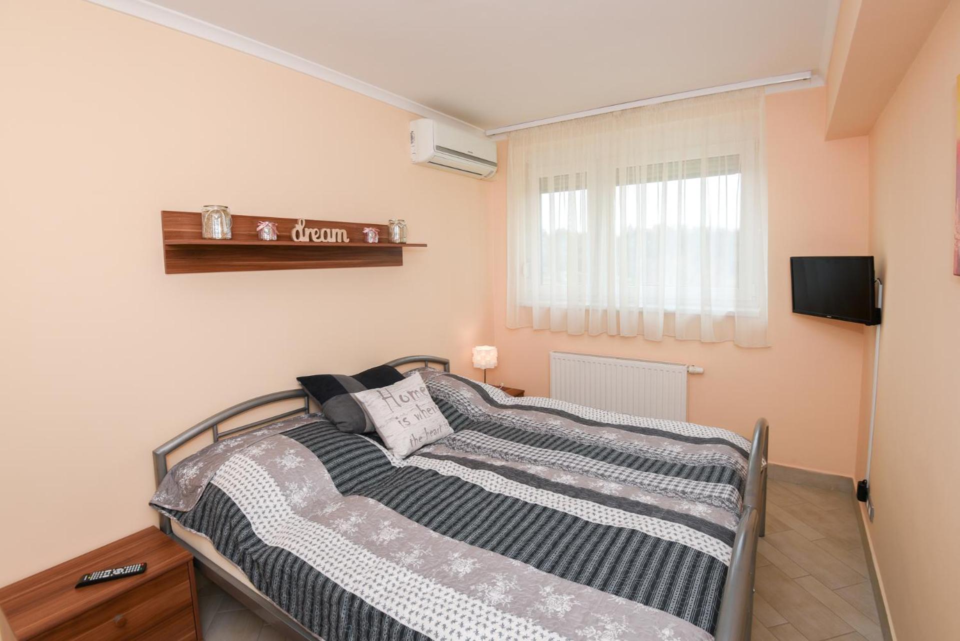 Rozsa Voelgy Apartman Eger Zewnętrze zdjęcie